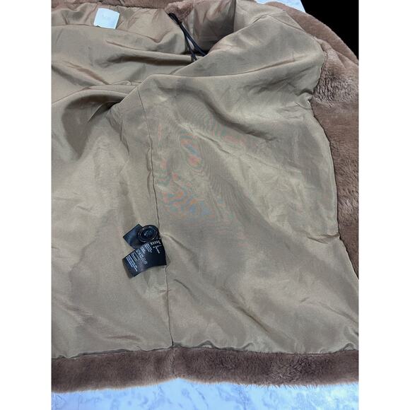 H&M Teddy Faux Fur Fuzzy Jacket L Tan Brown Flap Pockets Lined Cozy Chic Whimsy - Picture 8 of 8